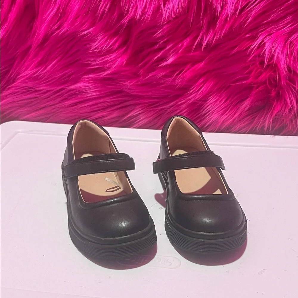 Classic PLACE Black Kids Shoes